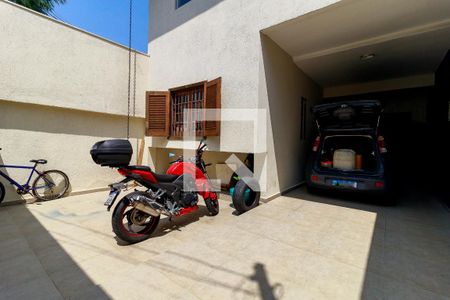 Casa à venda com 250m², 2 quartos e 3 vagasGaragem