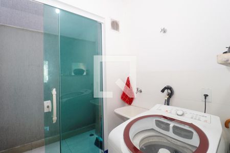 Casa de condomínio à venda com 67m², 2 quartos e 1 vagaÁrea de Serviço