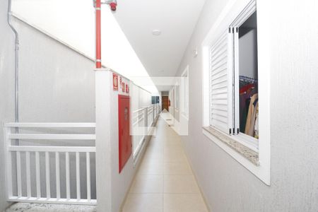 Casa de condomínio à venda com 67m², 2 quartos e 1 vagaCorredor