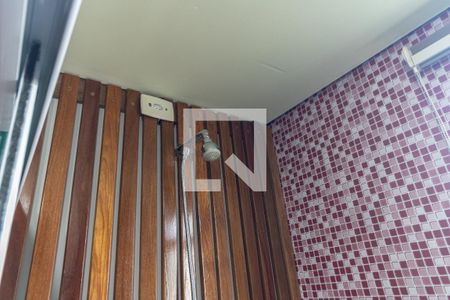 Apartamento à venda com 130m², 3 quartos e 2 vagas Apartamento à venda com 130m², 3 quartos e 2 vagasBanheiro 2