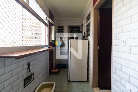 Apartamento à venda com 130m², 3 quartos e 2 vagas Apartamento à venda com 130m², 3 quartos e 2 vagasLavanderia