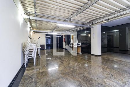 Apartamento à venda com 130m², 3 quartos e 2 vagas Apartamento à venda com 130m², 3 quartos e 2 vagasSalão de Festas