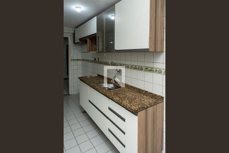 Apartamento à venda com 62m², 2 quartos e 1 vaga Apartamento à venda com 62m², 2 quartos e 1 vagaCozinha - Armários
