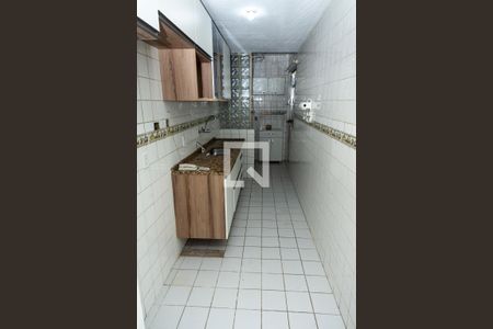 Apartamento à venda com 62m², 2 quartos e 1 vaga Apartamento à venda com 62m², 2 quartos e 1 vagaCozinha - Armários