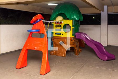 Apartamento à venda com 62m², 2 quartos e 1 vaga Apartamento à venda com 62m², 2 quartos e 1 vagaÁrea comum - Playground