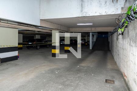 Apartamento à venda com 62m², 2 quartos e 1 vaga Apartamento à venda com 62m², 2 quartos e 1 vagaArea Comum - Garagem