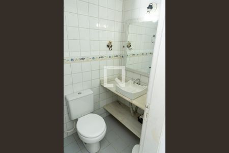 Apartamento à venda com 62m², 2 quartos e 1 vaga Apartamento à venda com 62m², 2 quartos e 1 vagaBanheiro Social