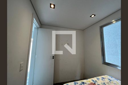 Casa à venda com 200m², 4 quartos e 2 vagasQuarto 2