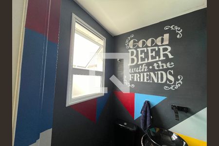 Casa à venda com 200m², 4 quartos e 2 vagasBanheiro 1