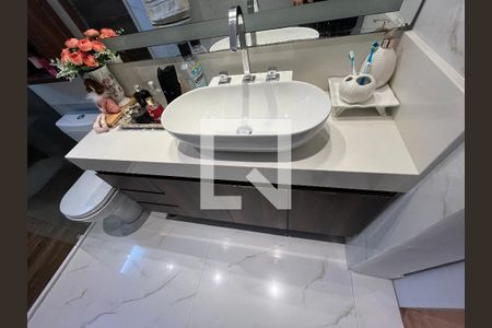 Casa à venda com 200m², 4 quartos e 2 vagasBanheiro da suite 1