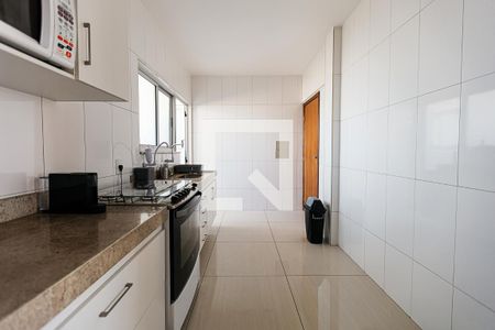 Apartamento à venda com 230m², 4 quartos e 2 vagasCozinha