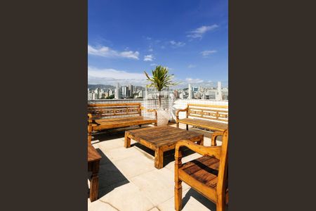 Apartamento à venda com 230m², 4 quartos e 2 vagasCobertura