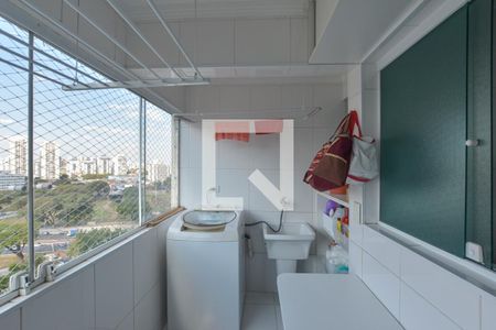 Apartamento à venda com 90m², 3 quartos e 2 vagas Apartamento à venda com 90m², 3 quartos e 2 vagasÁrea de Serviço