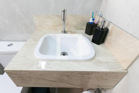 Casa à venda com 154m², 2 quartos e 3 vagas Casa à venda com 154m², 2 quartos e 3 vagasDetalhe banheiro