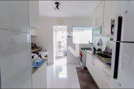 Apartamento à venda com 90m², 3 quartos e 2 vagasCozinha