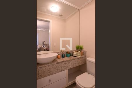 Lavabo de apartamento para alugar com 3 quartos, 120m² em Bosque da Saúde, São Paulo