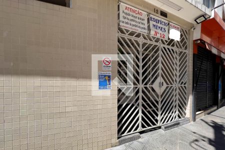 Studio à venda com 34m², 1 quarto e sem vaga Studio à venda com 34m², 1 quarto e sem vagaFachada