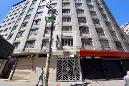 Studio à venda com 34m², 1 quarto e sem vaga Studio à venda com 34m², 1 quarto e sem vagaFachada