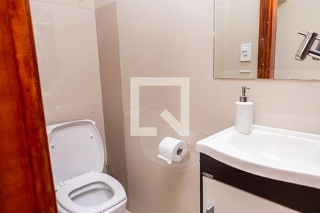 Casa à venda com 100m², 2 quartos e 2 vagas Casa à venda com 100m², 2 quartos e 2 vagasBanheiro 2