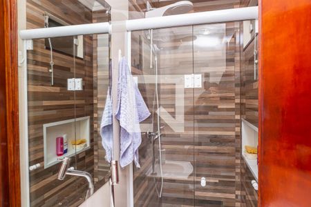 Casa à venda com 100m², 2 quartos e 2 vagas Casa à venda com 100m², 2 quartos e 2 vagasBanheiro 2