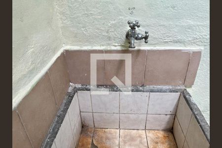 Casa à venda com 35m², 1 quarto e 1 vagaÁrea de Serviço