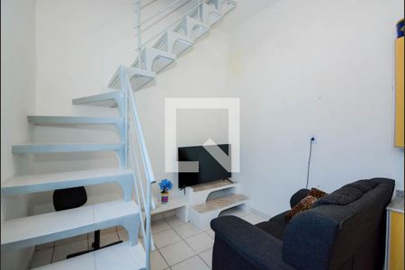 Sala de casa para alugar com 1 quarto, 56m² em Jardim Santa Rita, Guarulhos