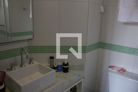 Apartamento à venda com 73m², 2 quartos e 2 vagas Apartamento à venda com 73m², 2 quartos e 2 vagasBanheiro
