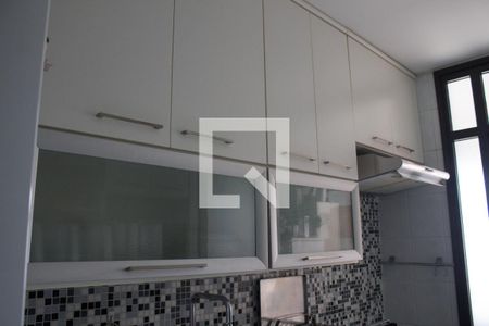 Apartamento à venda com 73m², 2 quartos e 2 vagas Apartamento à venda com 73m², 2 quartos e 2 vagasCozinha