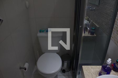 Apartamento à venda com 73m², 2 quartos e 2 vagas Apartamento à venda com 73m², 2 quartos e 2 vagasBanheiro