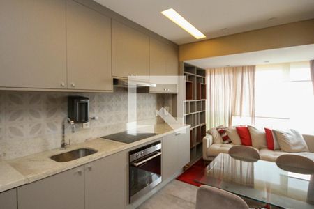 Sala e Cozinha de apartamento para alugar com 1 quarto, 32m² em Vila Prudente, São Paulo