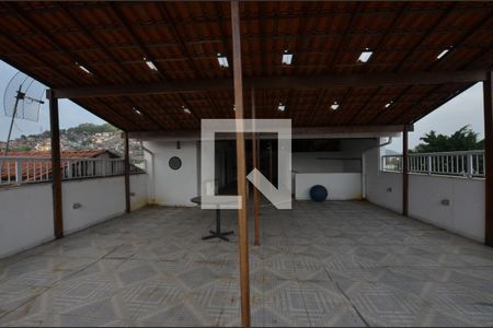 Casa de condomínio à venda com 300m², 4 quartos e 2 vagasTerraço 2