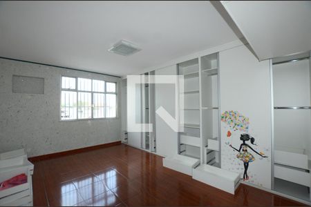 Casa de condomínio à venda com 300m², 4 quartos e 2 vagasQuarto 3