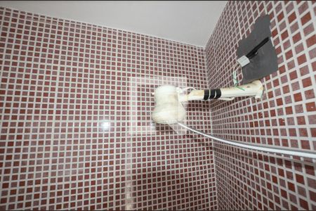 Casa de condomínio à venda com 300m², 4 quartos e 2 vagasBanheiro de Serviço