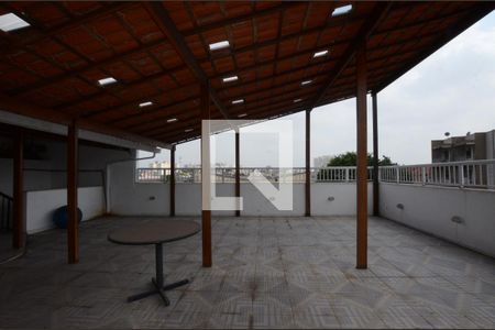 Casa de condomínio à venda com 300m², 4 quartos e 2 vagasTerraço 2