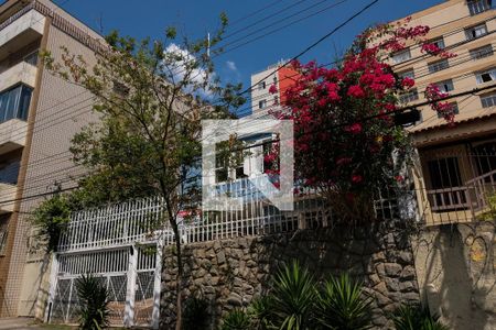 Casa à venda com 330m², 5 quartos e 2 vagasFachada do bloco