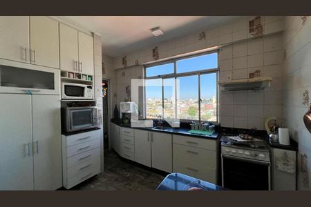 Apartamento à venda com 171m², 3 quartos e 1 vaga Apartamento à venda com 171m², 3 quartos e 1 vagaCozinha