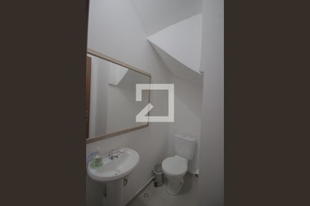 Casa à venda com 80m², 2 quartos e 2 vagasLavabo