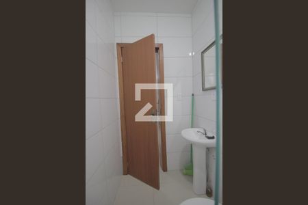 Casa à venda com 80m², 2 quartos e 2 vagasBanheiro da Suíte 2