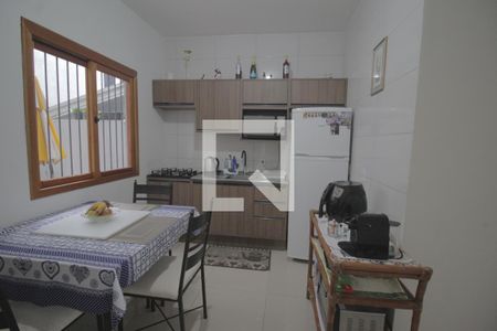 Casa à venda com 80m², 2 quartos e 2 vagasCozinha
