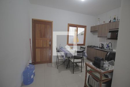Casa à venda com 80m², 2 quartos e 2 vagasCozinha