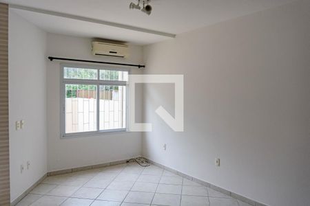 Sala de casa para alugar com 2 quartos, 80m² em Ingleses Norte, Florianópolis