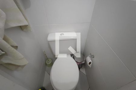 Casa à venda com 65m², 2 quartos e 1 vaga Casa à venda com 65m², 2 quartos e 1 vagaBanheiro Social