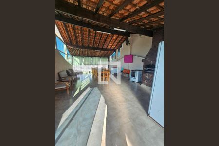 Casa à venda com 150m², 3 quartos e 2 vagas