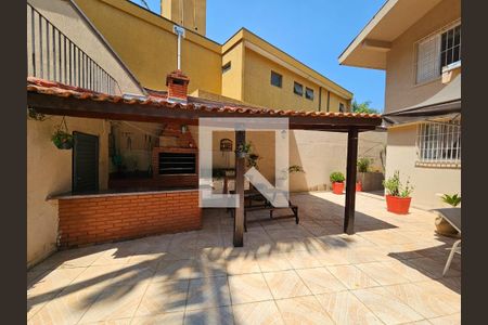 Casa à venda com 300m², 4 quartos e 4 vagasChurrasqueira