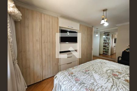 Casa à venda com 300m², 4 quartos e 4 vagasSuite 2