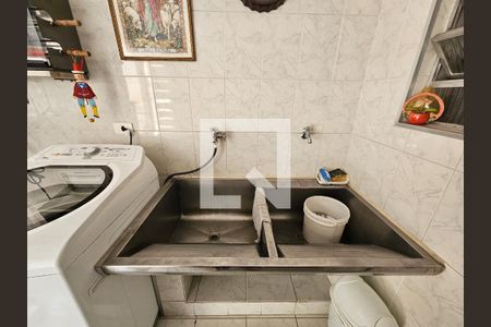 Casa à venda com 300m², 4 quartos e 4 vagasÁrea de Serviço