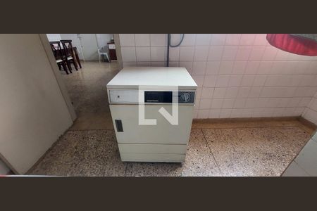 Apartamento à venda com 185m², 3 quartos e 1 vagaÁrea de Serviço