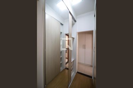 Apartamento à venda com 137m², 3 quartos e 2 vagasCloset