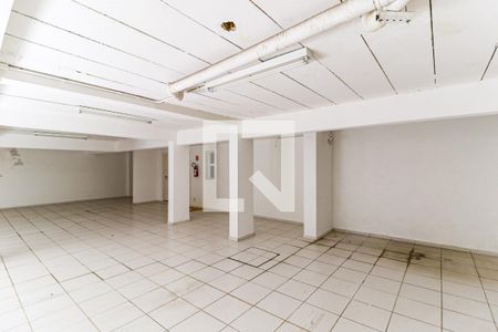 Casa de condomínio para alugar com 710m², 4 quartos e 5 vagas Casa de condomínio para alugar com 710m², 4 quartos e 5 vagasGaragem