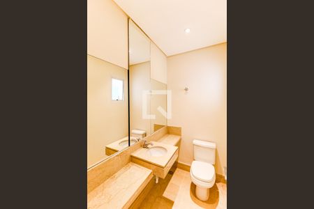 Casa de condomínio para alugar com 710m², 4 quartos e 5 vagas Casa de condomínio para alugar com 710m², 4 quartos e 5 vagasLavabo